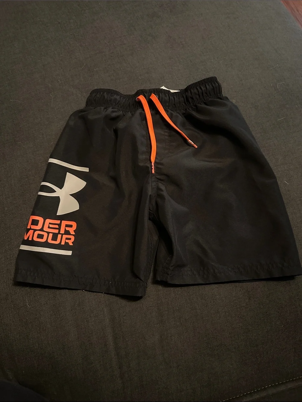 Under Armour kid’s swim trunks Small